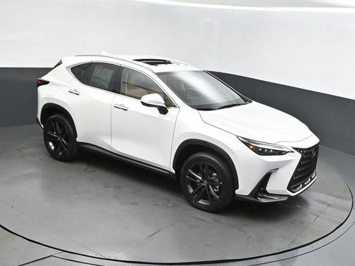 2025 Lexus NX 450h+ Luxury