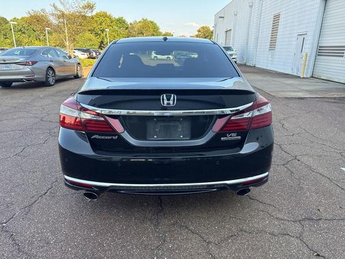 2017 Honda Accord Touring V6