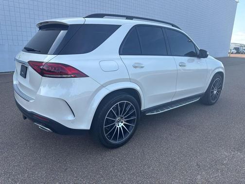 White 2021 Mercedes-Benz GLE 350 Base