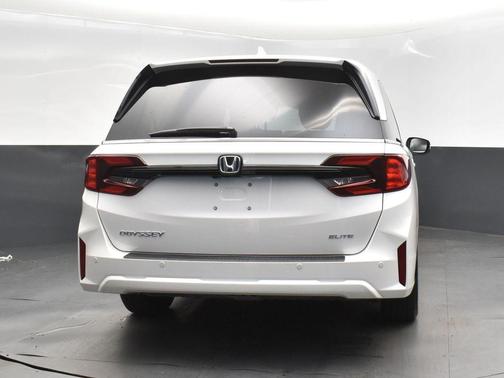2025 Honda Odyssey Elite
