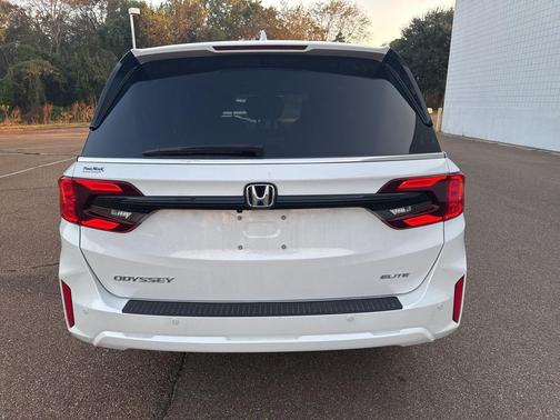 2025 Honda Odyssey Elite