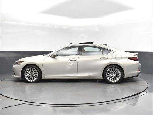 2022 Lexus ES 350 Ultra Luxury