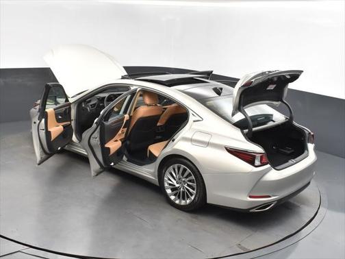 2022 Lexus ES 350 Ultra Luxury