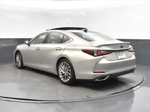 2022 Lexus ES 350 Ultra Luxury