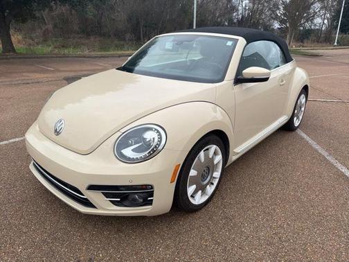 2019 Volkswagen Beetle 2.0T SE