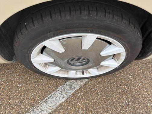 2019 Volkswagen Beetle 2.0T SE