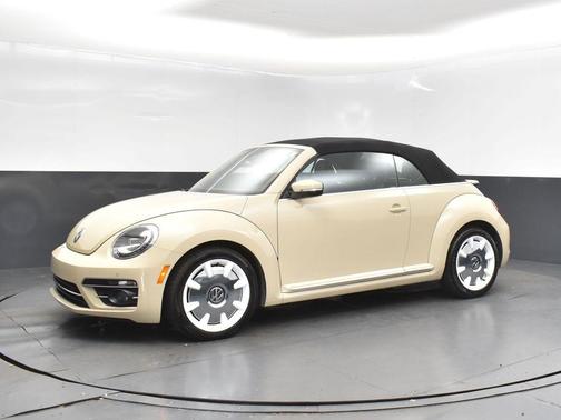 2019 Volkswagen Beetle 2.0T SE