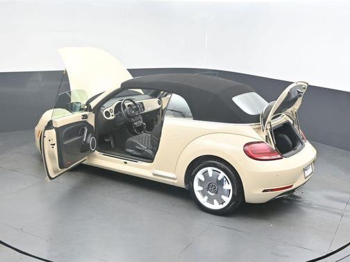2019 Volkswagen Beetle 2.0T SE