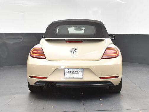 2019 Volkswagen Beetle 2.0T SE