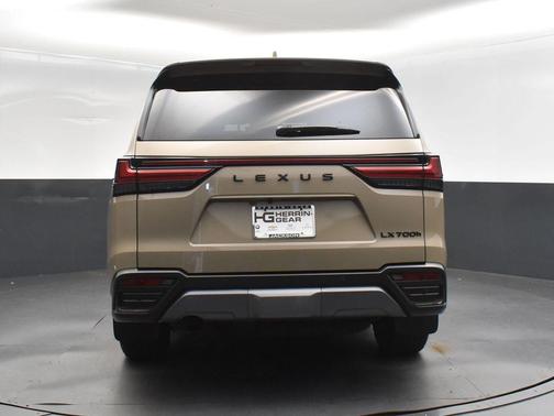 2025 Lexus LX 700h Overtrail