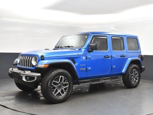 2024 Jeep Wrangler 4-Door Sahara 4x4