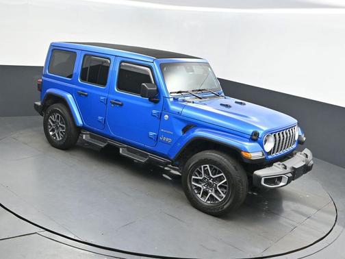 2024 Jeep Wrangler 4-Door Sahara 4x4