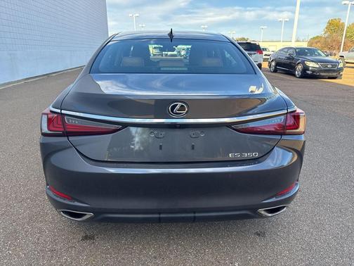 2023 Lexus ES 350 Base