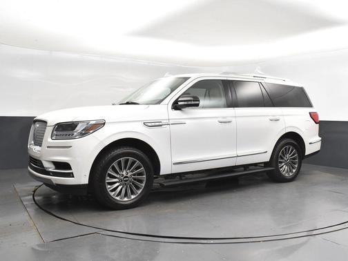 2020 Lincoln Navigator Standard