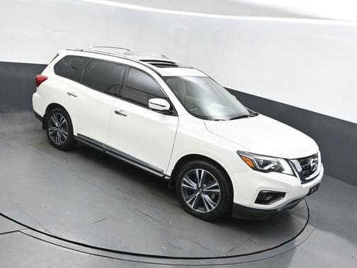 2019 Nissan Pathfinder Platinum