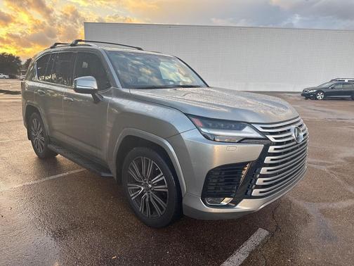2022 Lexus LX 600 Luxury