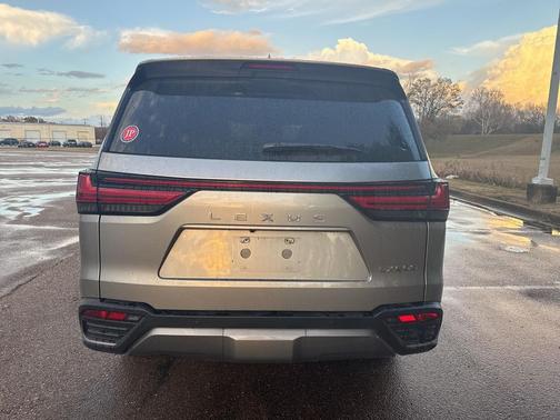 2022 Lexus LX 600 Luxury