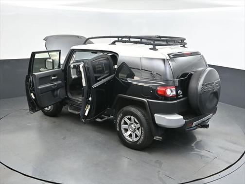 2014 Toyota FJ Cruiser Base