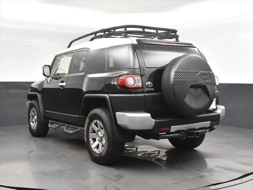 2014 Toyota FJ Cruiser Base
