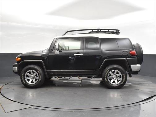 2014 Toyota FJ Cruiser Base