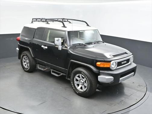 2014 Toyota FJ Cruiser Base