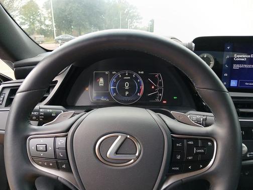 2025 Lexus ES 350 Base