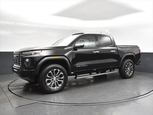 2023 GMC Canyon Denali