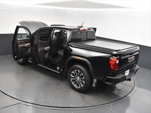 2023 GMC Canyon Denali