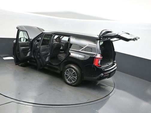 2025 Nissan Armada Platinum 2WD