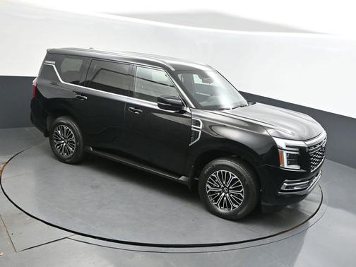 2025 Nissan Armada Platinum 2WD