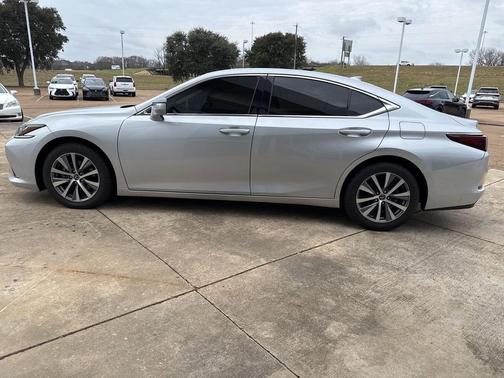 2021 Lexus ES 350 Base
