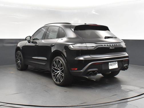 2024 Porsche Macan Base