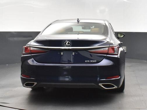 2022 Lexus ES 350 Base