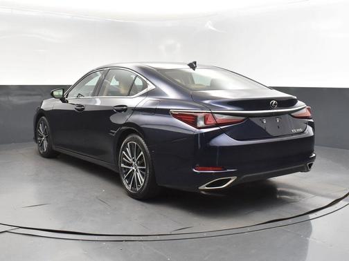 2022 Lexus ES 350 Base