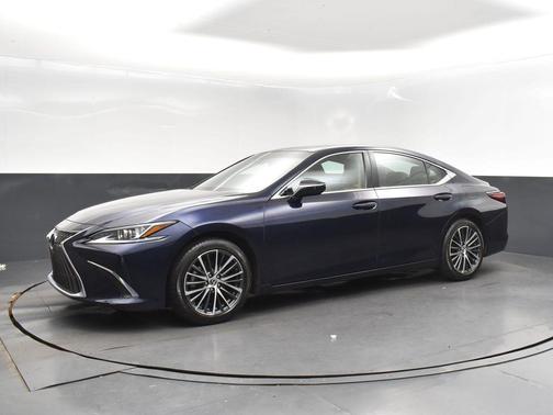 2022 Lexus ES 350 Base