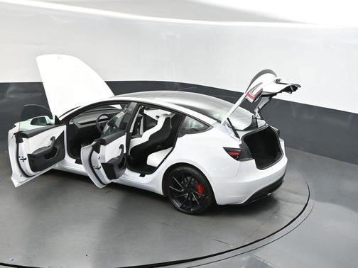 2024 Tesla Model 3 Performance