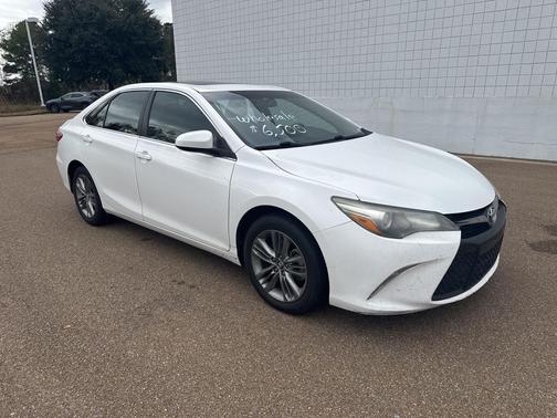 2016 Toyota Camry SE