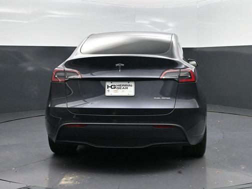 2024 Tesla Model Y Long Range Dual Motor All-Wheel Drive