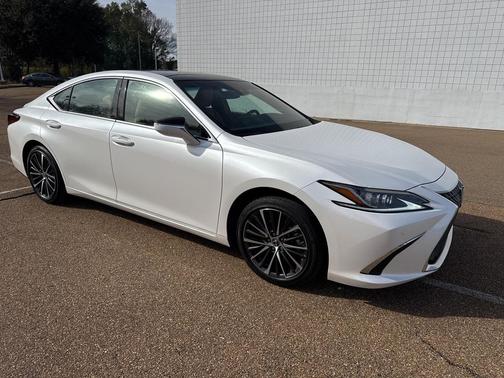 2023 Lexus ES 350 Base