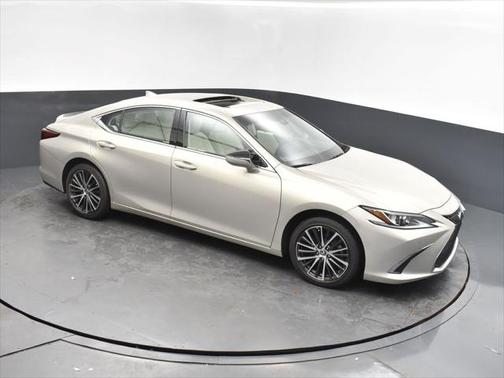 2022 Lexus ES 350 Base