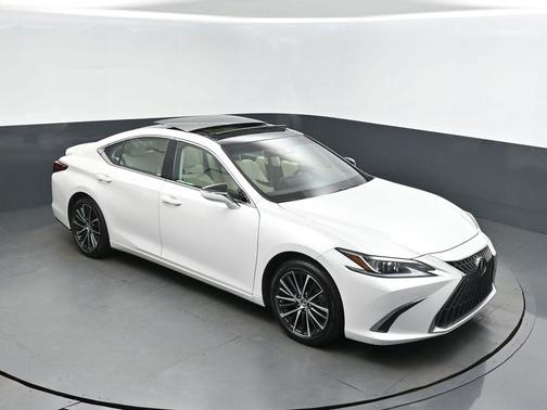 2022 Lexus ES 350 Base