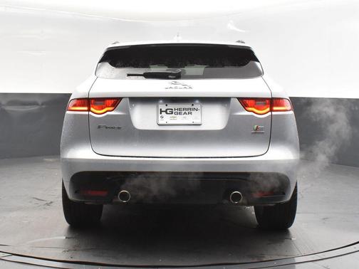 2017 Jaguar F-PACE S