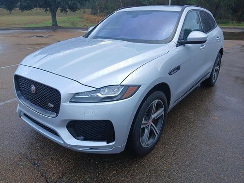 2017 Jaguar F-PACE S