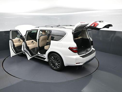 2024 Nissan Armada Platinum 2WD