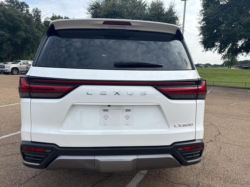 2022 Lexus LX 600 Ultra Luxury