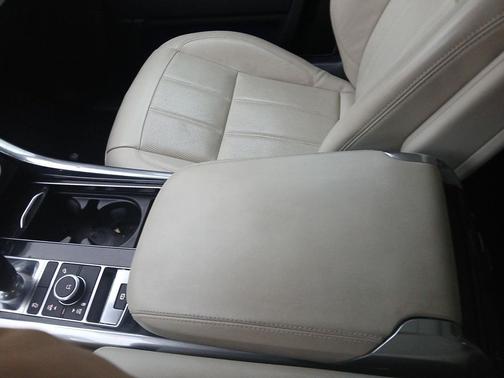 2021 Land Rover Range Rover Sport HSE Silver Edition