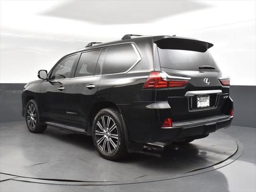 2021 Lexus LX 570 Three-Row