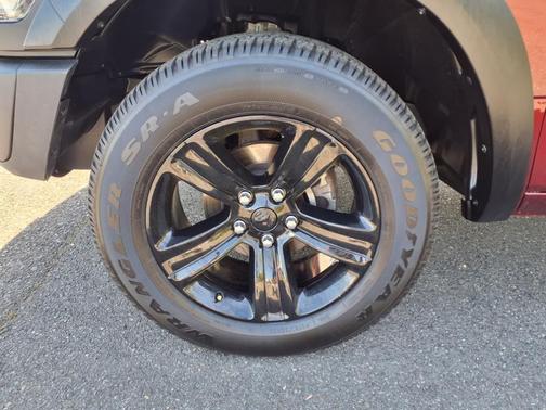 2024 RAM 1500 Classic SLT
