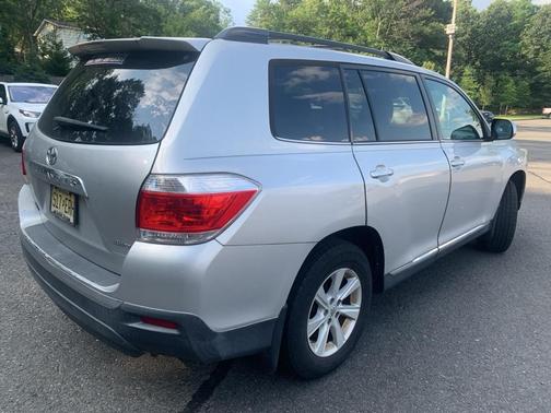 2013 Toyota Highlander Base Plus