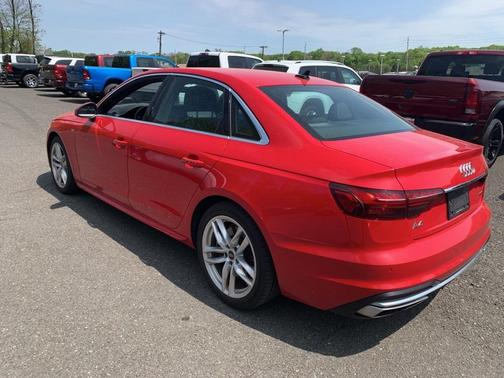 2023 Audi A4 45 S line Premium Plus